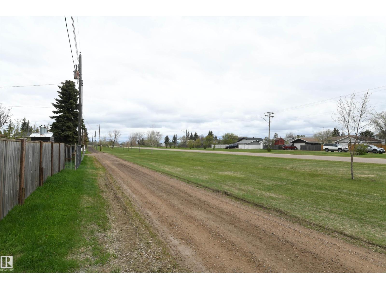 30 Prince Dr Property Photo 8
