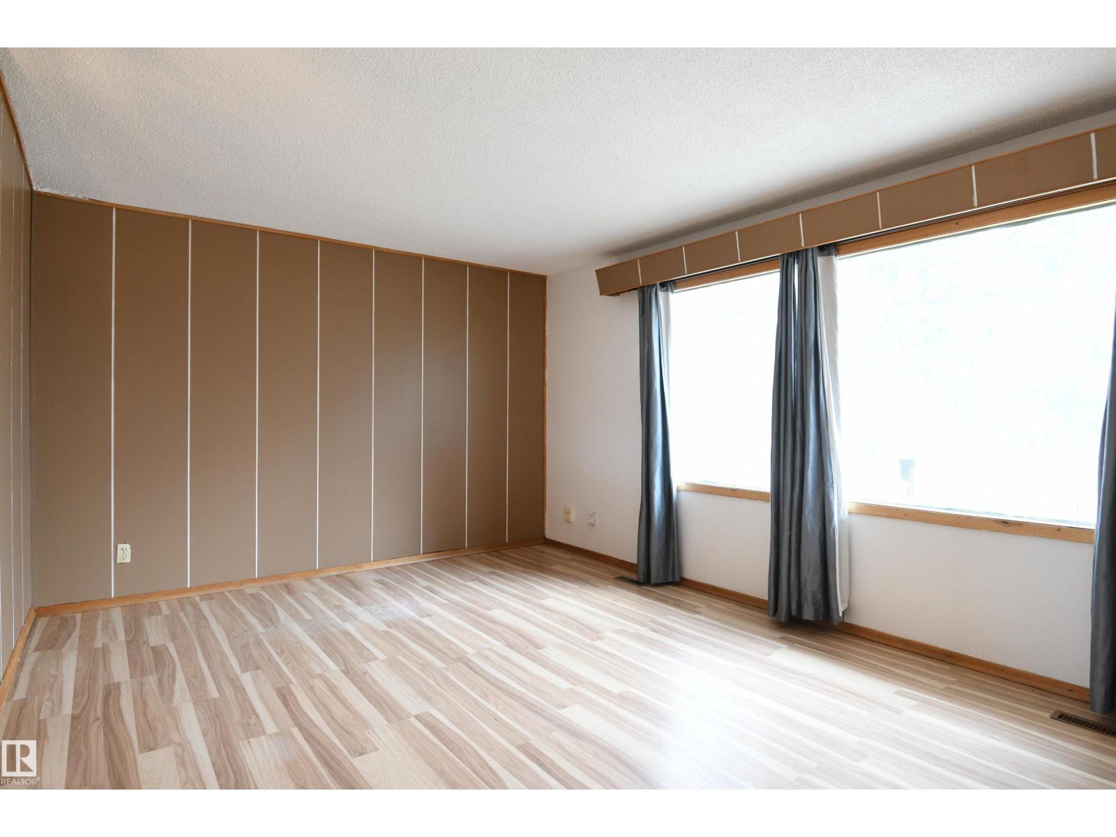 30 Prince Dr Property Photo 17