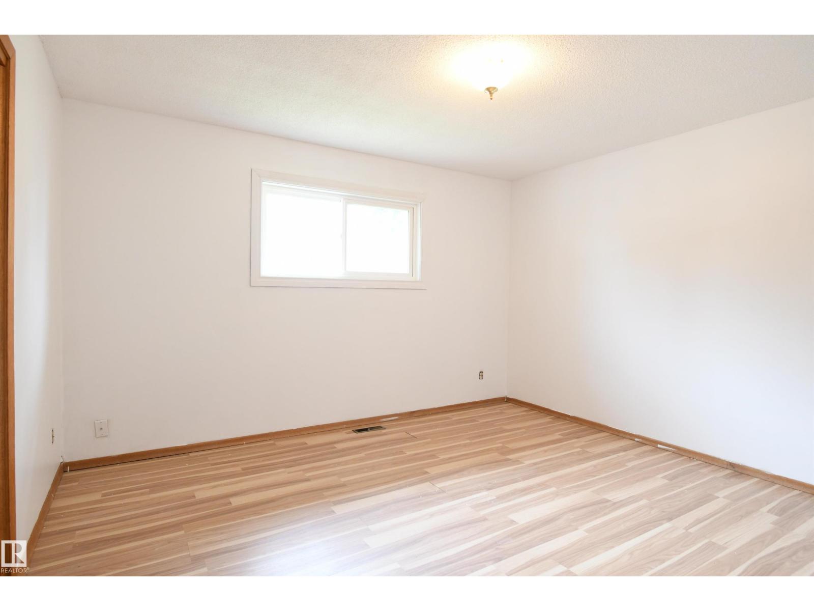30 Prince Dr Property Photo 21