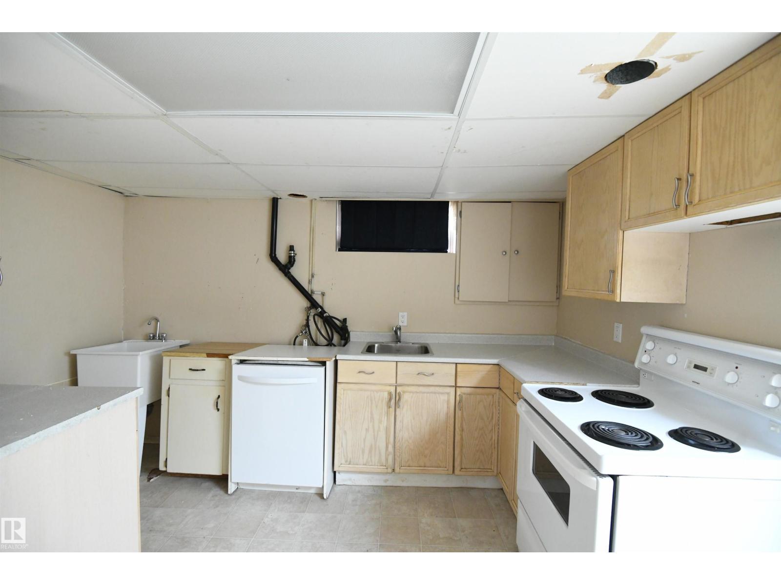 30 Prince Dr Property Photo 32