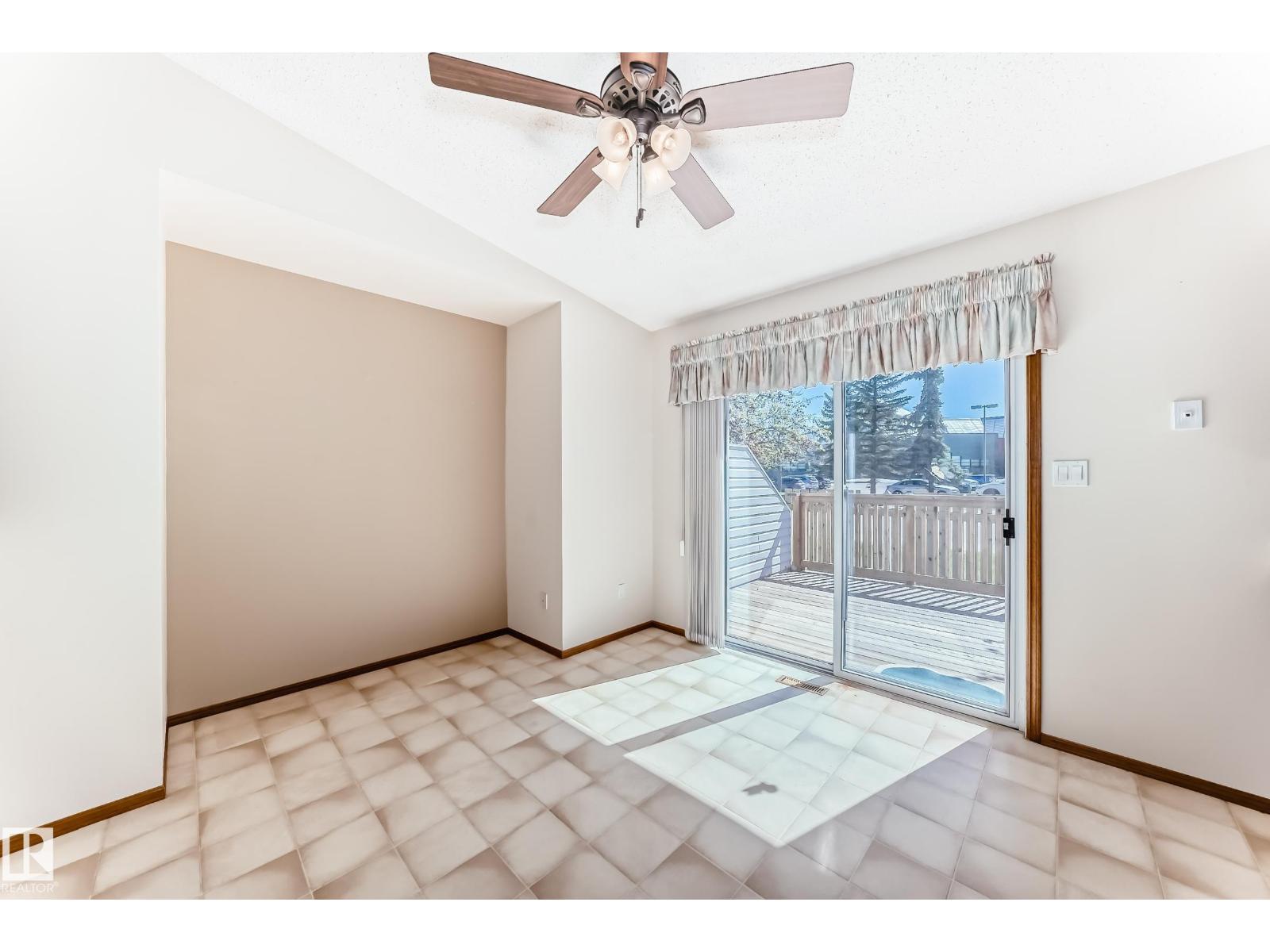 4815 32 Av Nw Property Photo 10