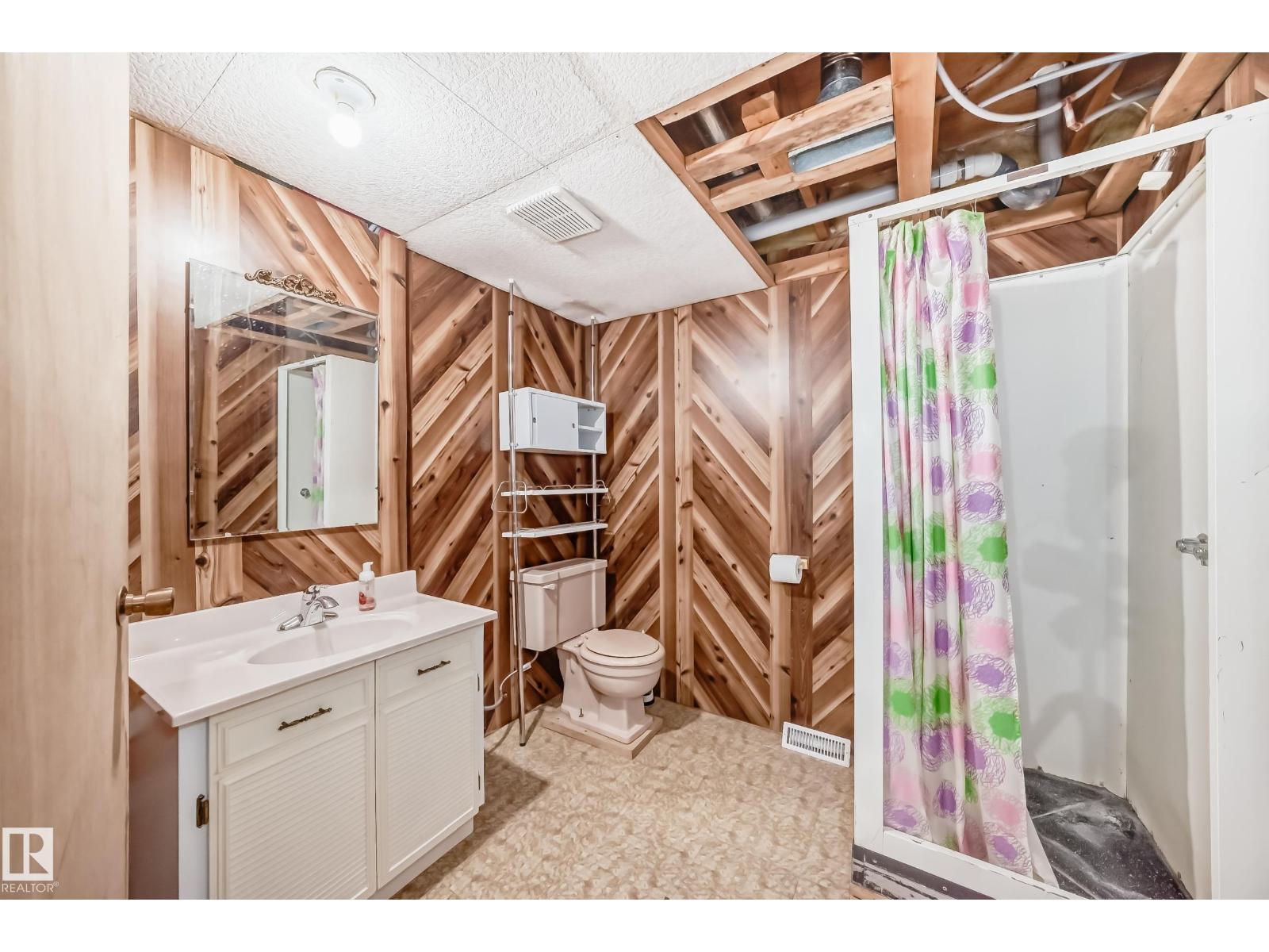 4815 32 Av Nw Property Photo 32
