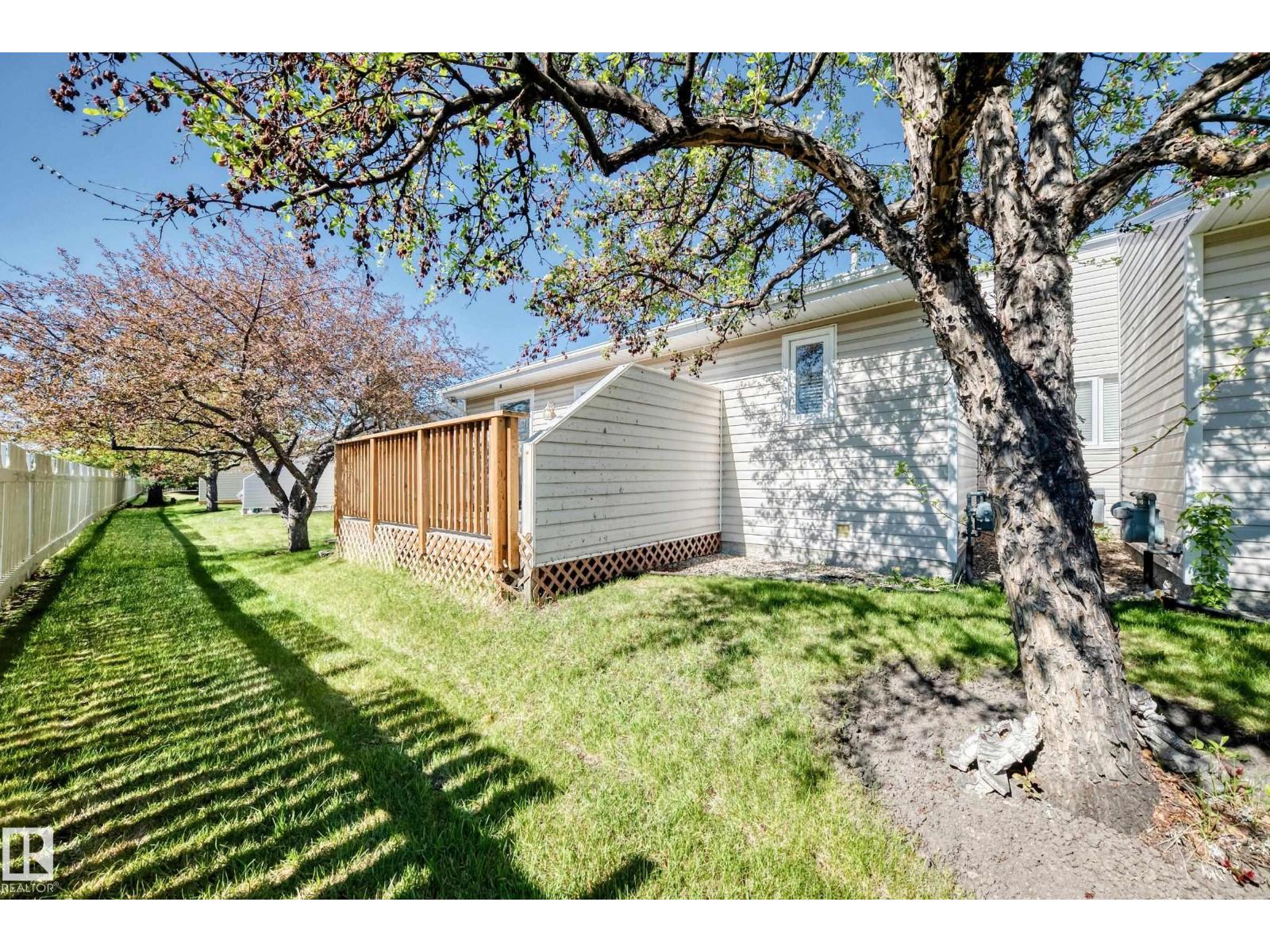 4815 32 Av Nw Property Photo 38