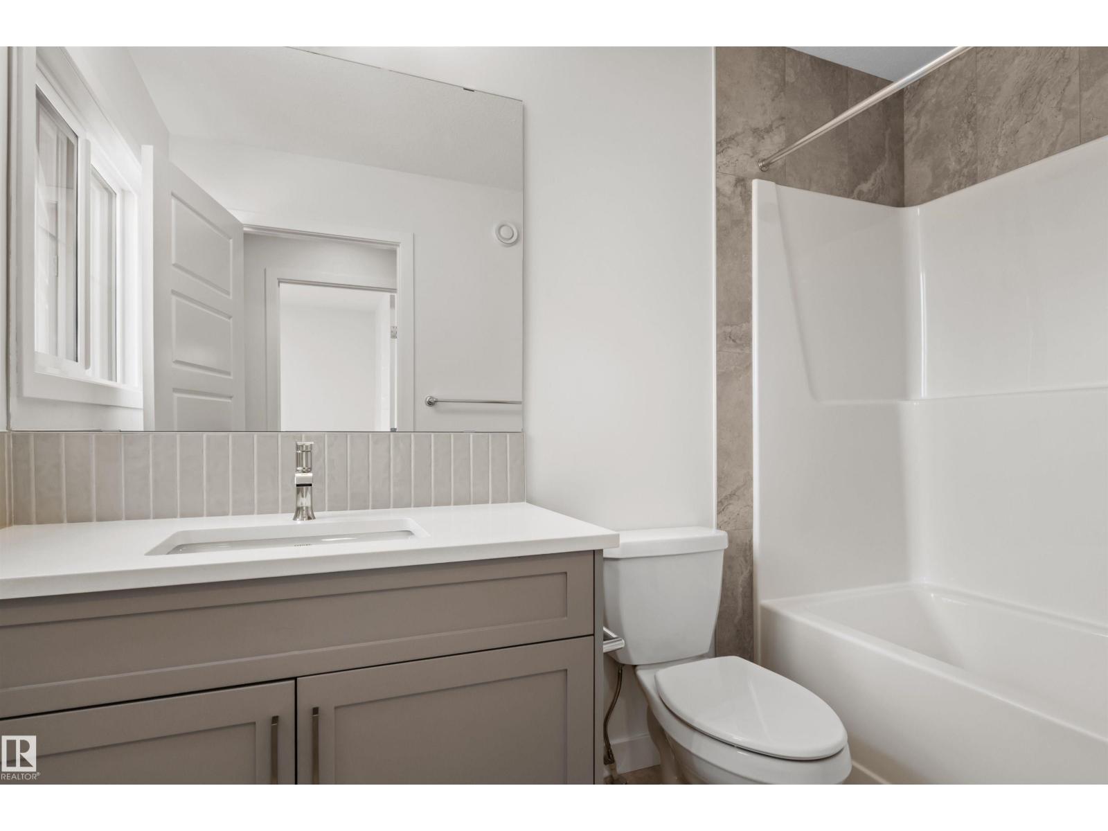 2376 Muckleplum Wy Sw Property Photo 7