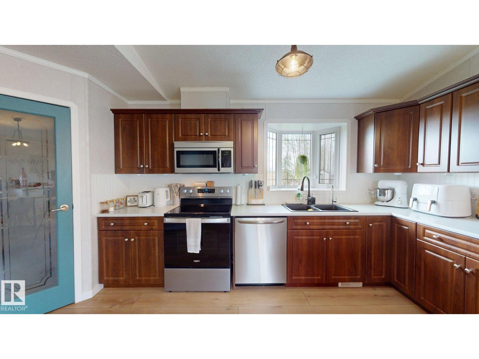 49517 Range Road 90 Property Photo 5