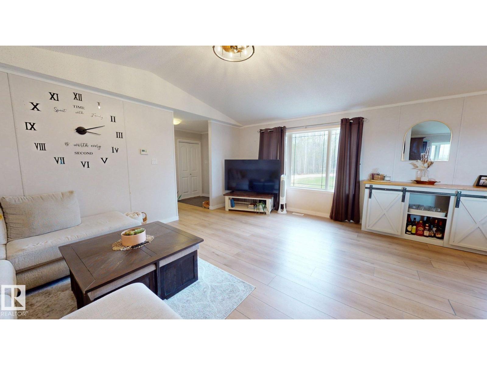 49517 Range Road 90 Property Photo 11