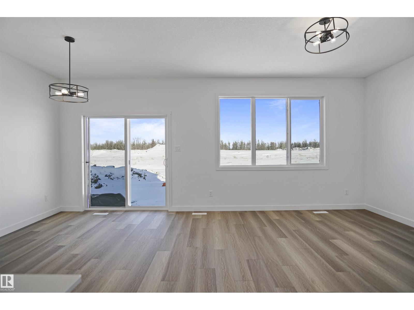 6327 175 Av Nw Property Photo 6