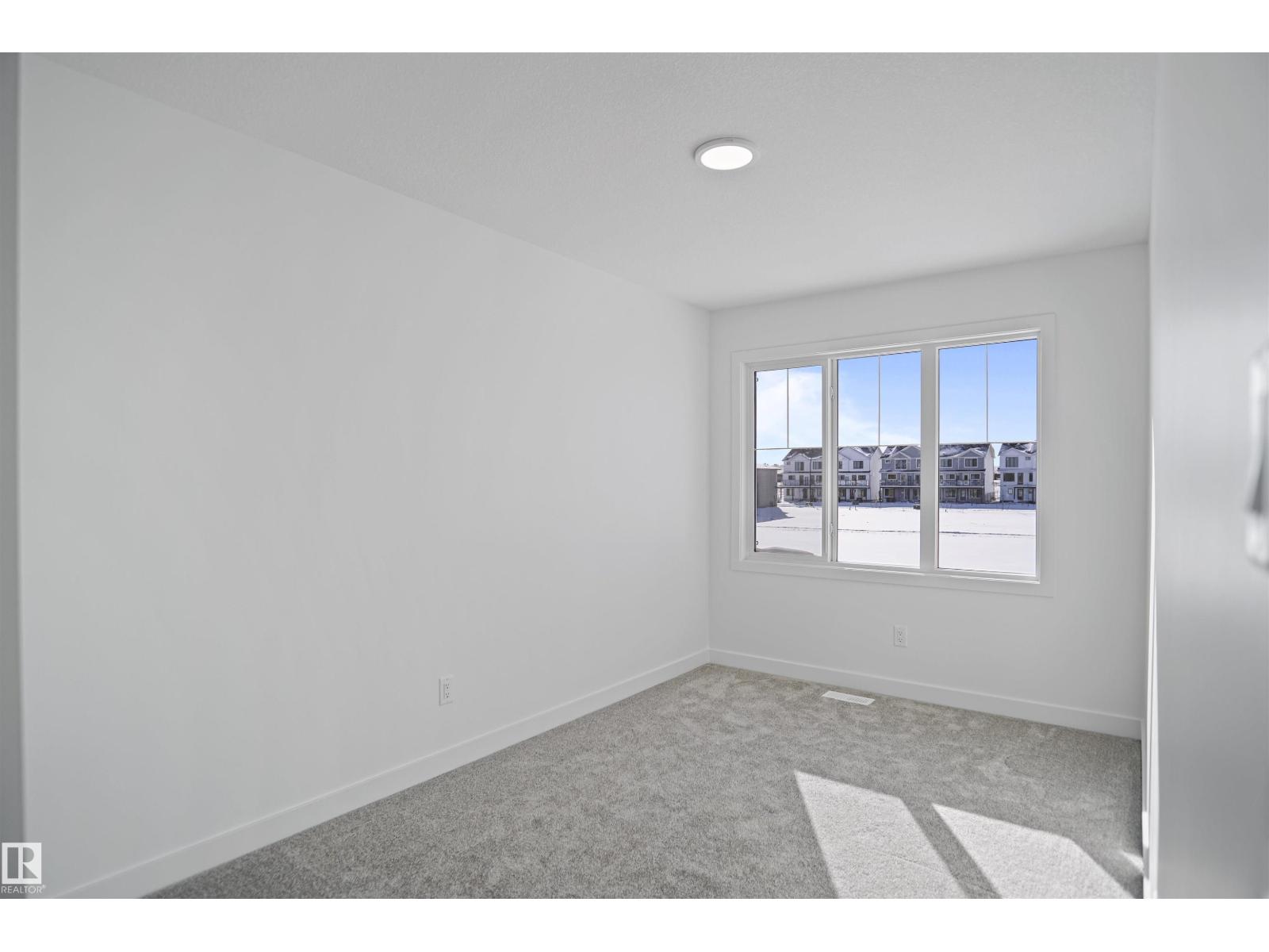 6327 175 Av Nw Property Photo 22