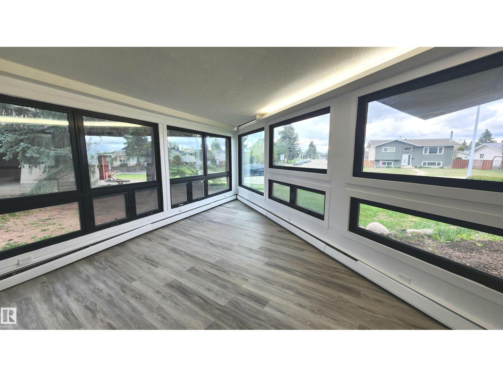 9535 147 Av Nw Property Photo 9
