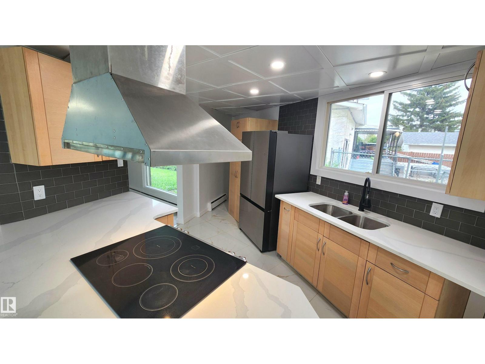 9535 147 Av Nw Property Photo 13