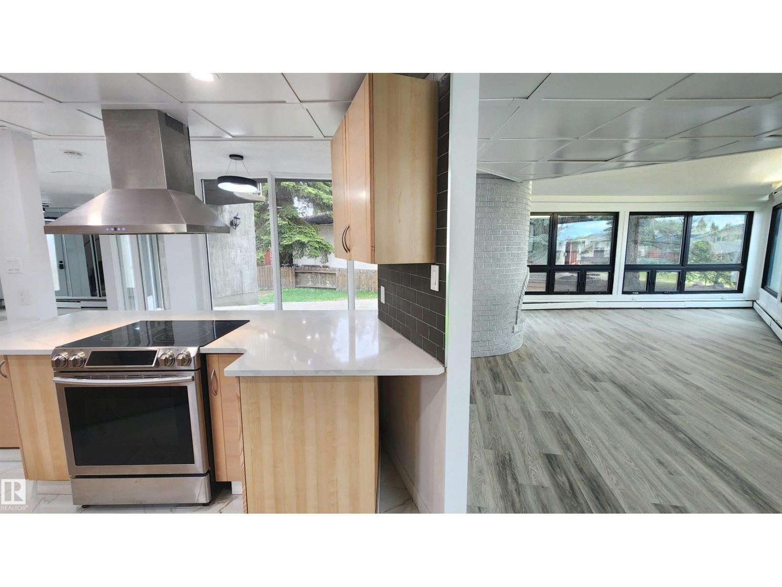 9535 147 Av Nw Property Photo 15