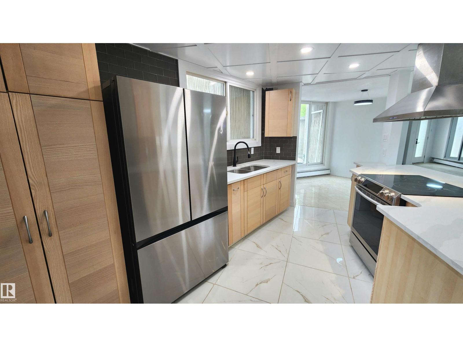 9535 147 Av Nw Property Photo 17