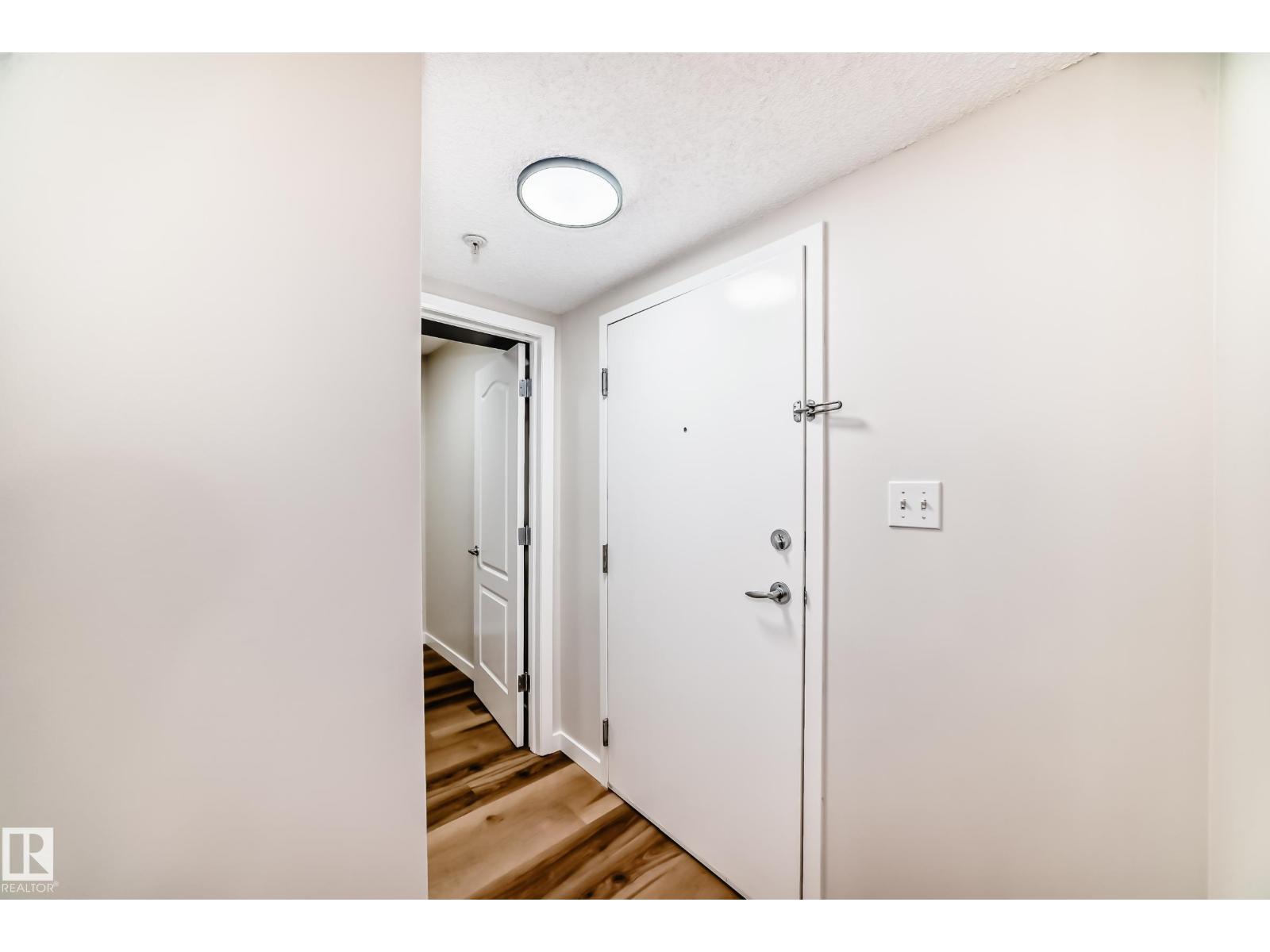 #108 12838 65 St Nw Property Photo 2