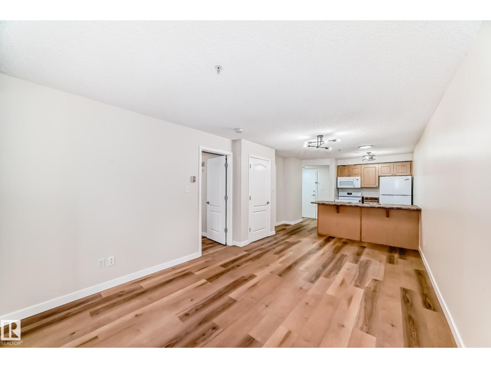 #108 12838 65 St Nw Property Photo 16