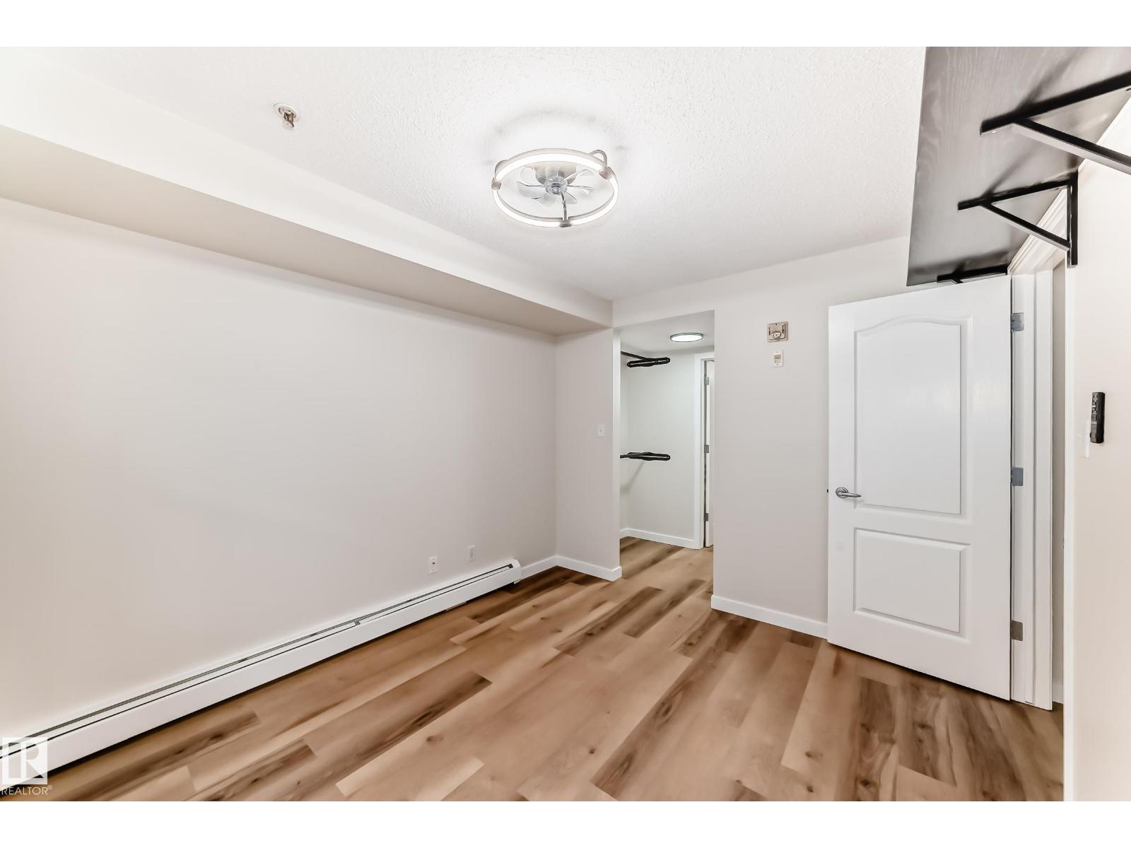 #108 12838 65 St Nw Property Photo 19