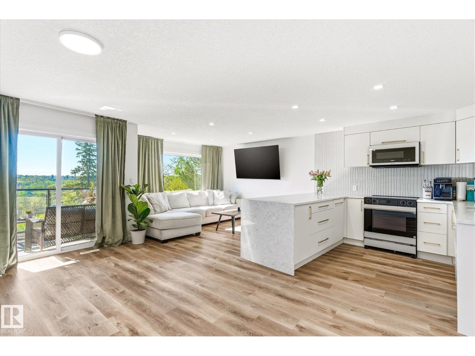 #108 10105 95 St Nw Property Photo 11