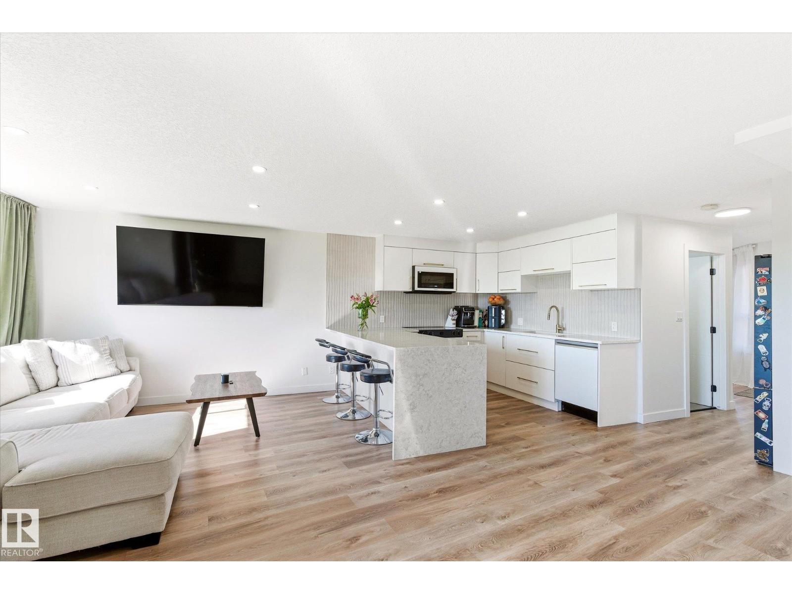 #108 10105 95 St Nw Property Photo 15