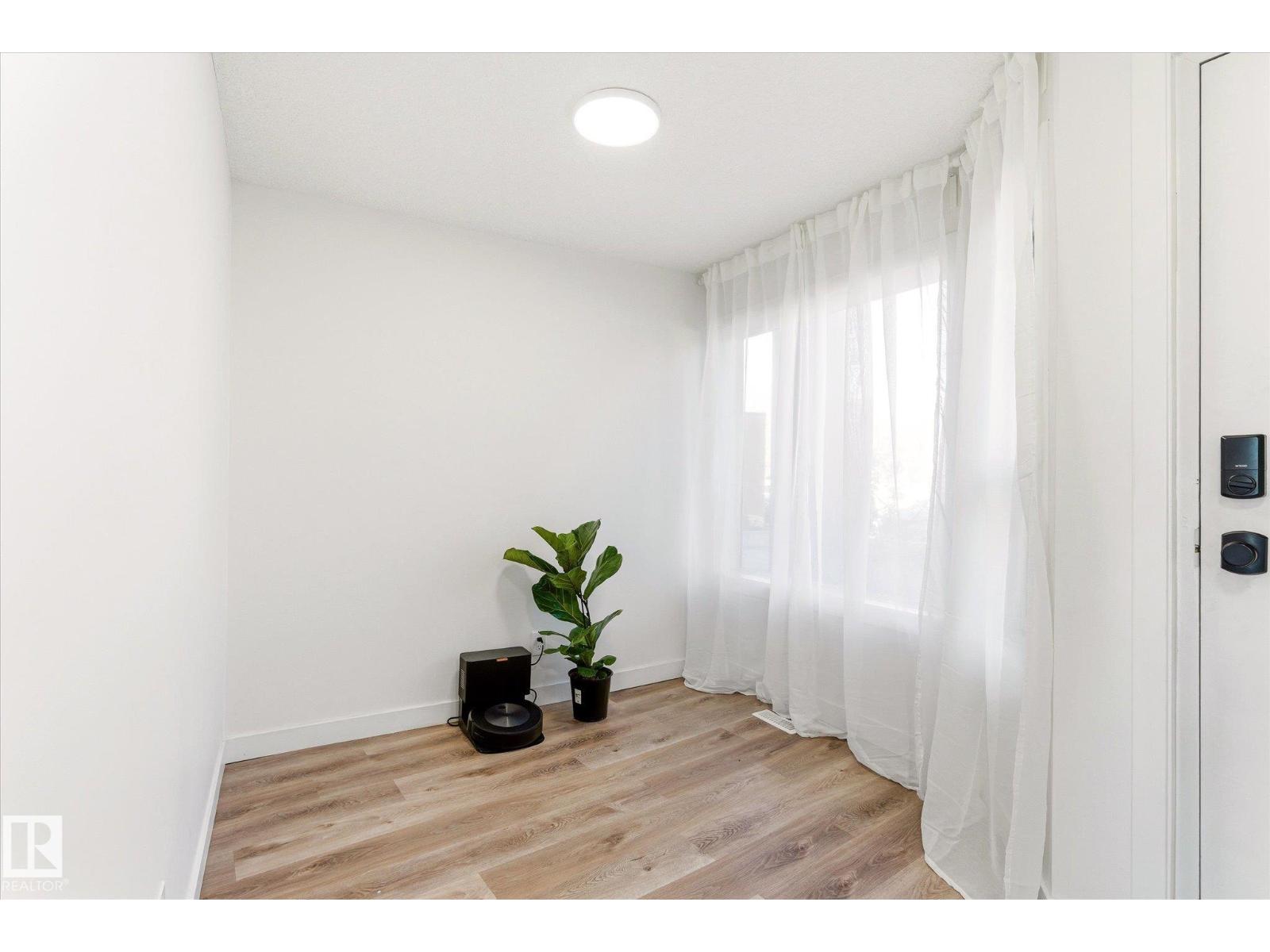 #108 10105 95 St Nw Property Photo 25