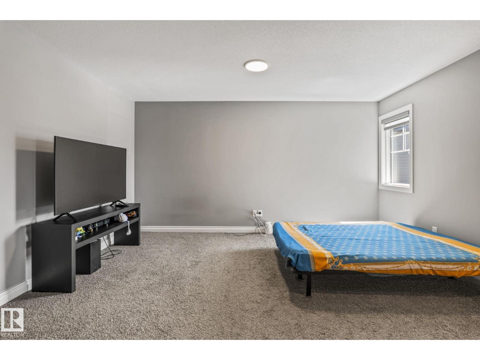 5142 23a Av Sw Property Photo 14