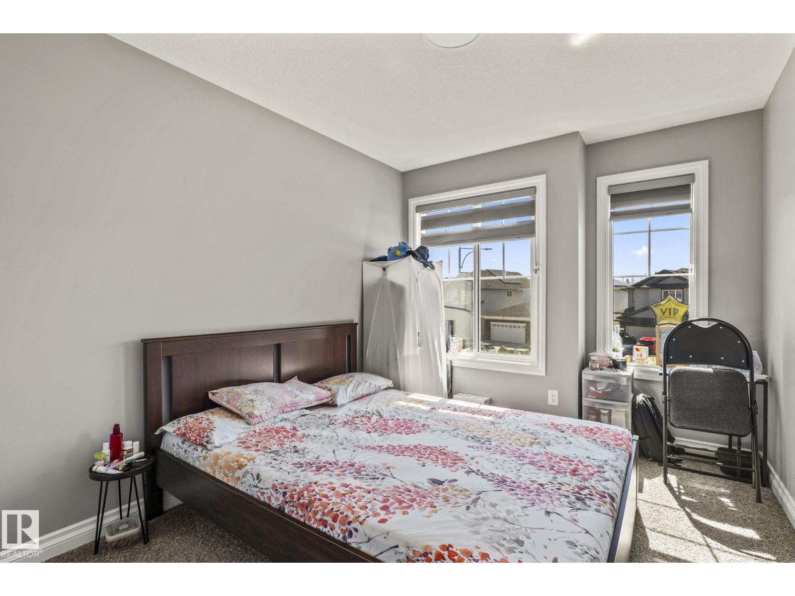 5142 23a Av Sw Property Photo 16