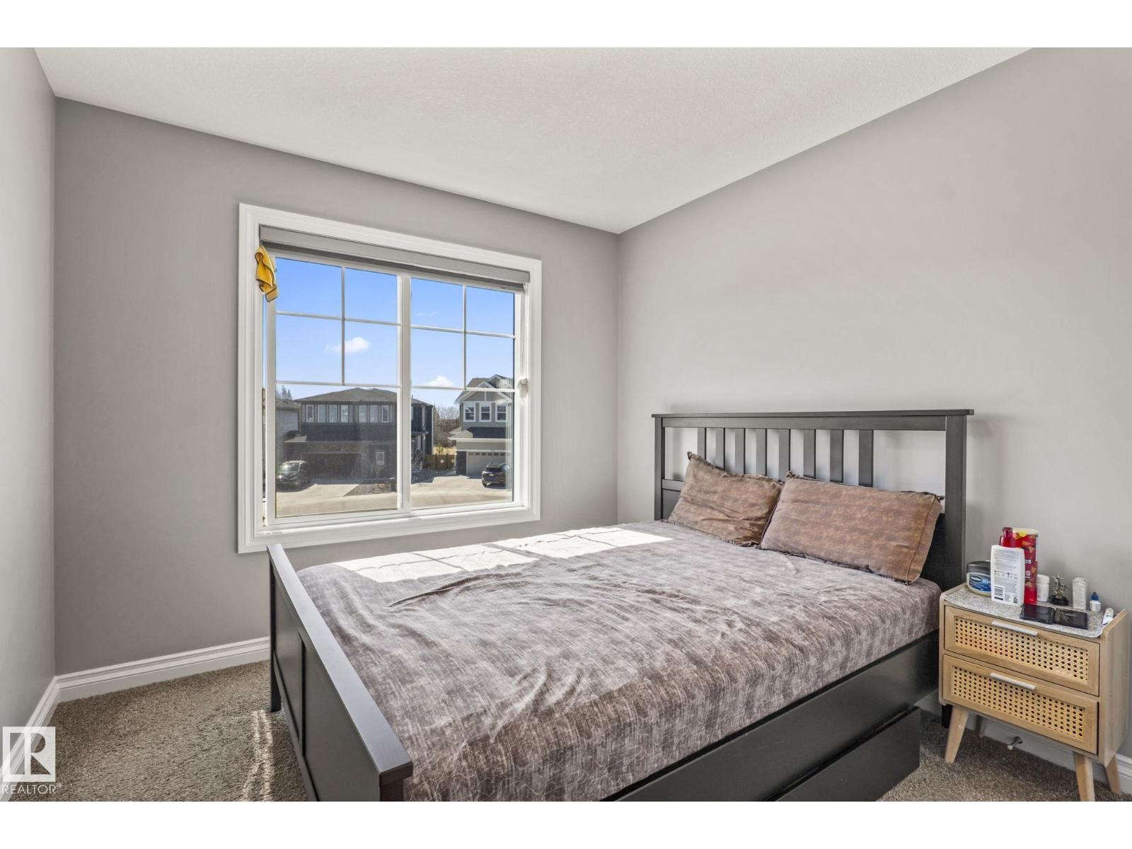 5142 23a Av Sw Property Photo 19