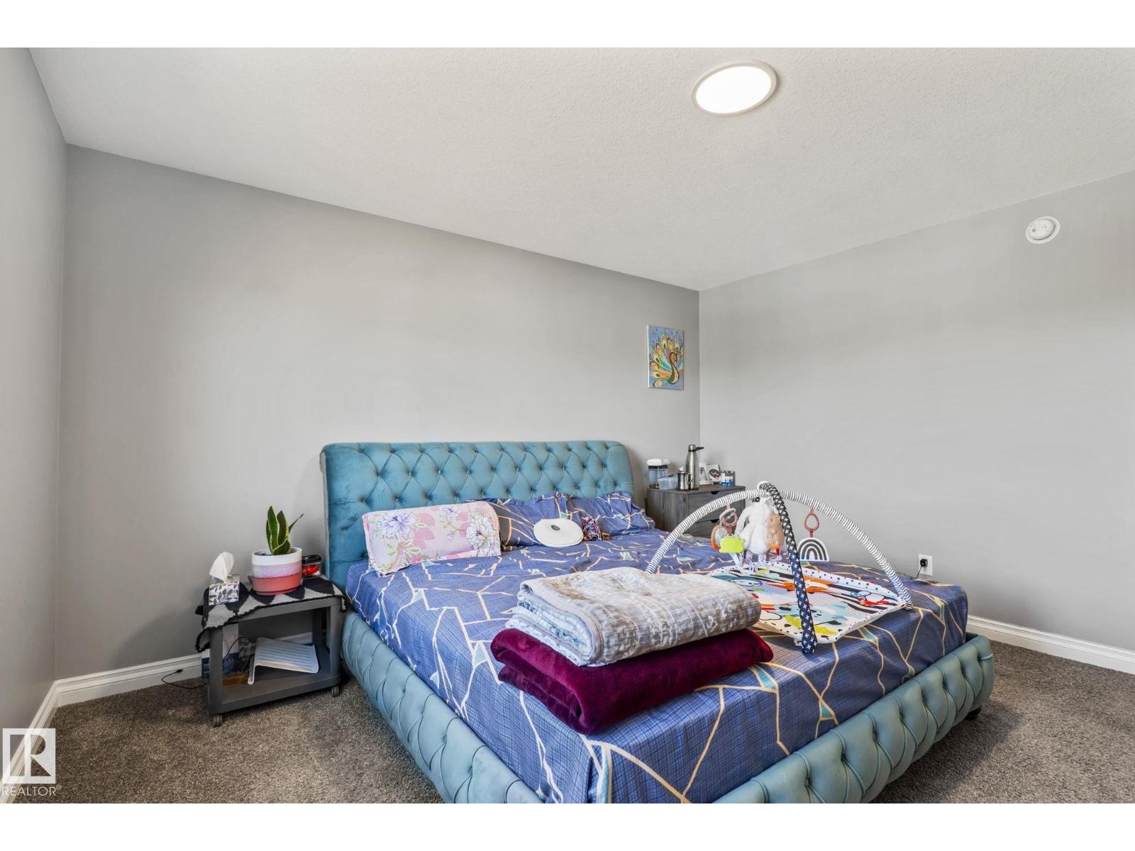 5142 23a Av Sw Property Photo 22