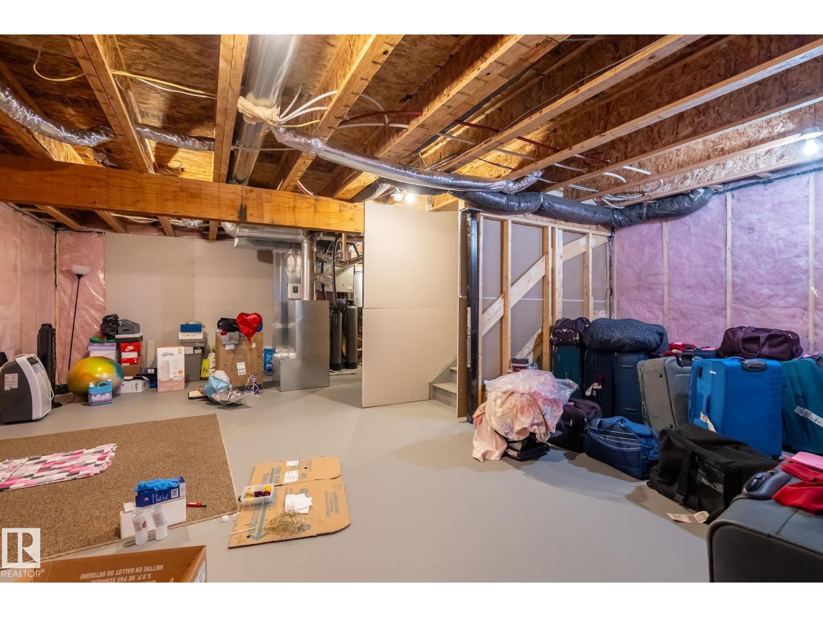 5142 23a Av Sw Property Photo 27