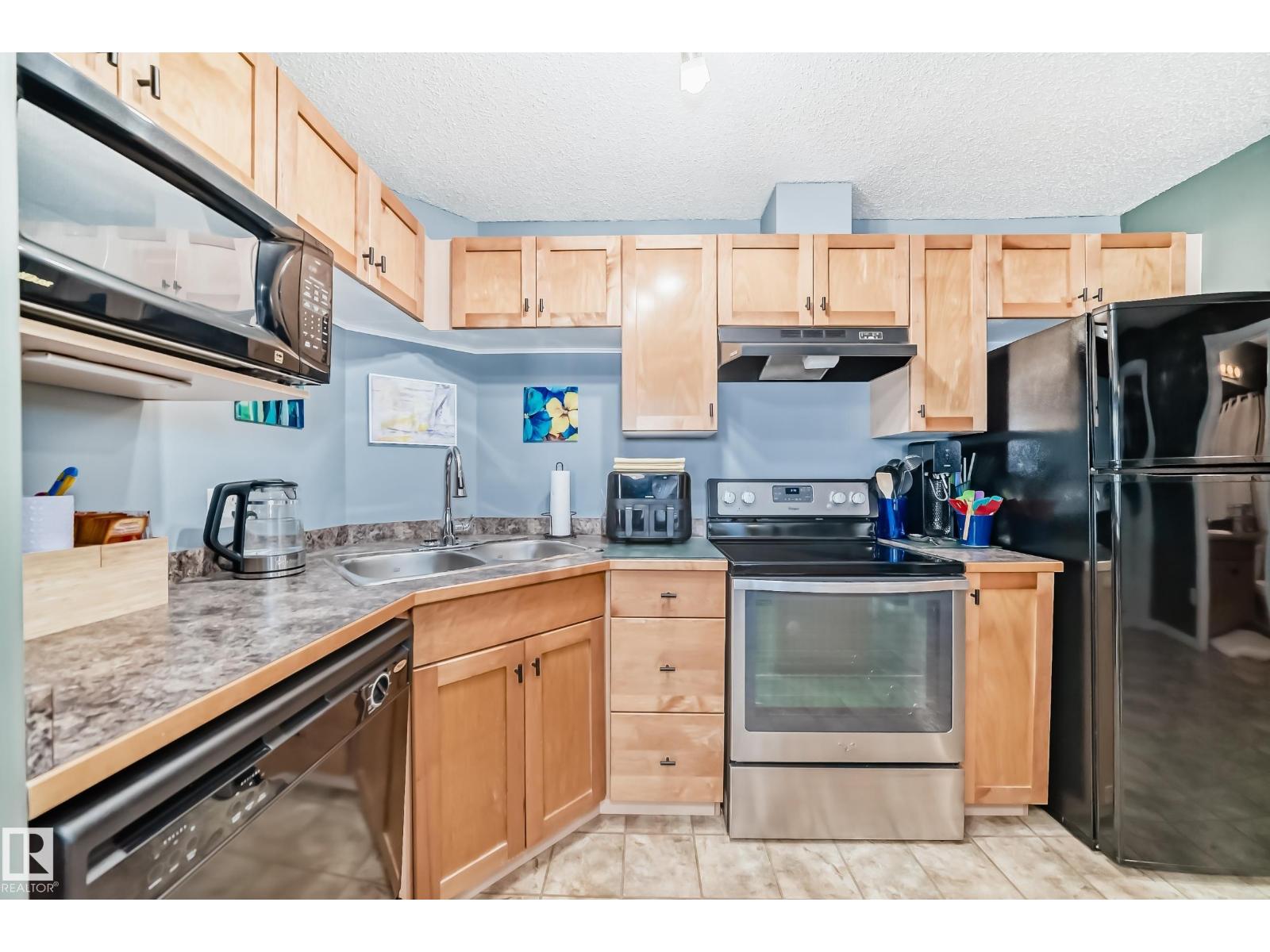 #205 5340 199 St Nw Property Photo 6