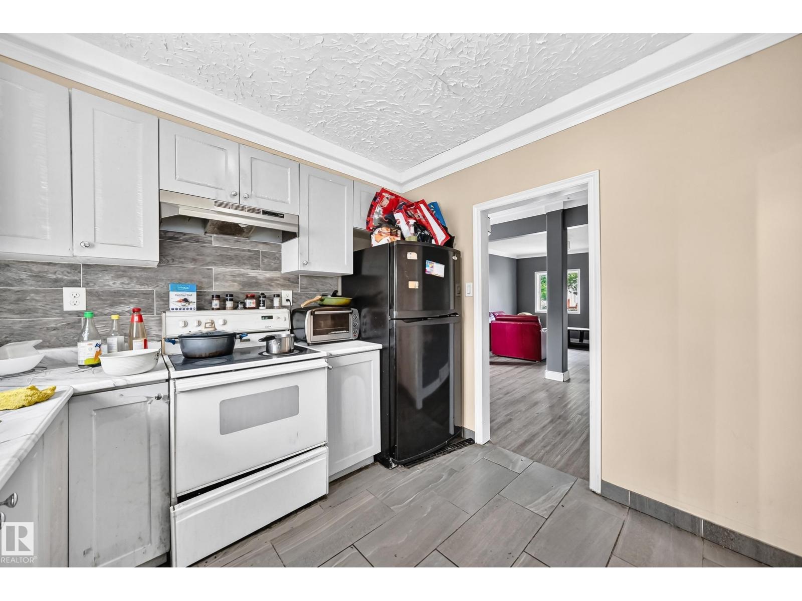 12627 71 St Nw Property Photo 12