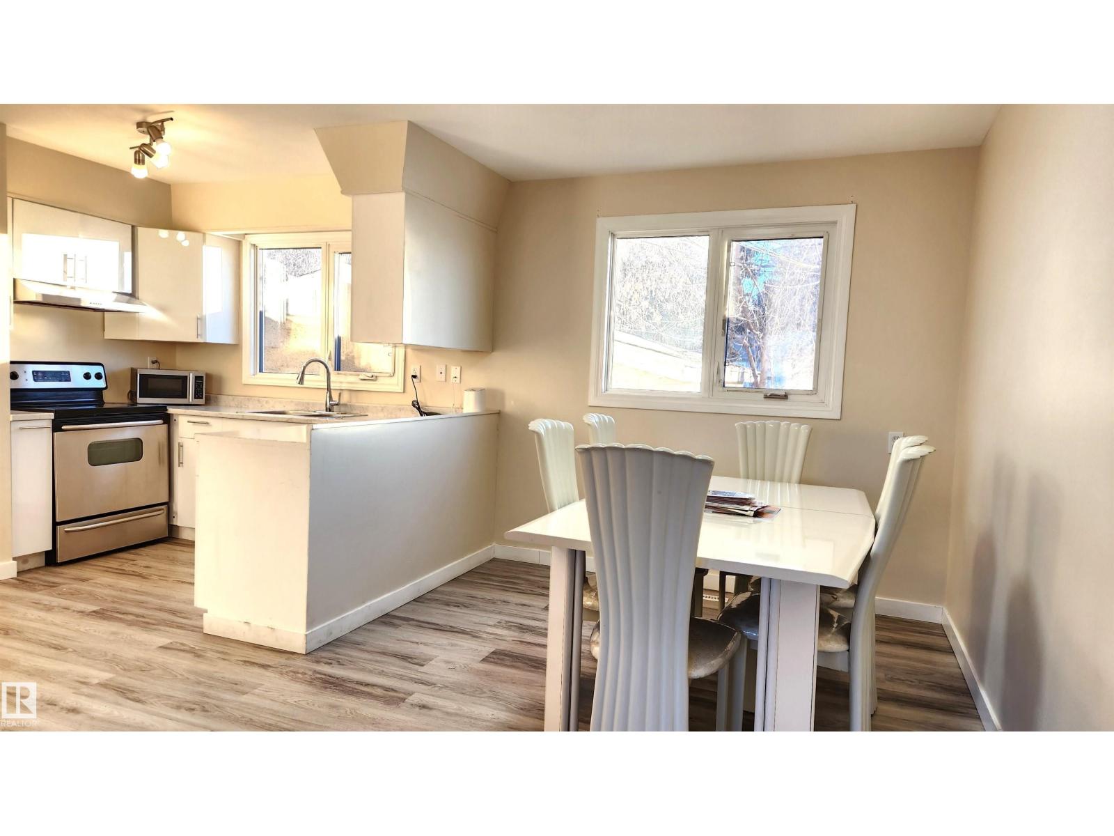 4709 106 St Nw Property Photo 10