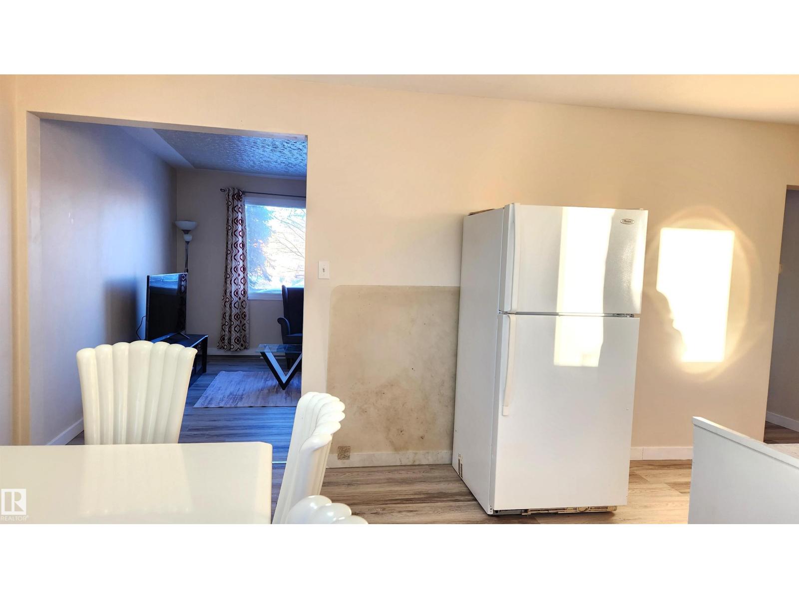 4709 106 St Nw Property Photo 12