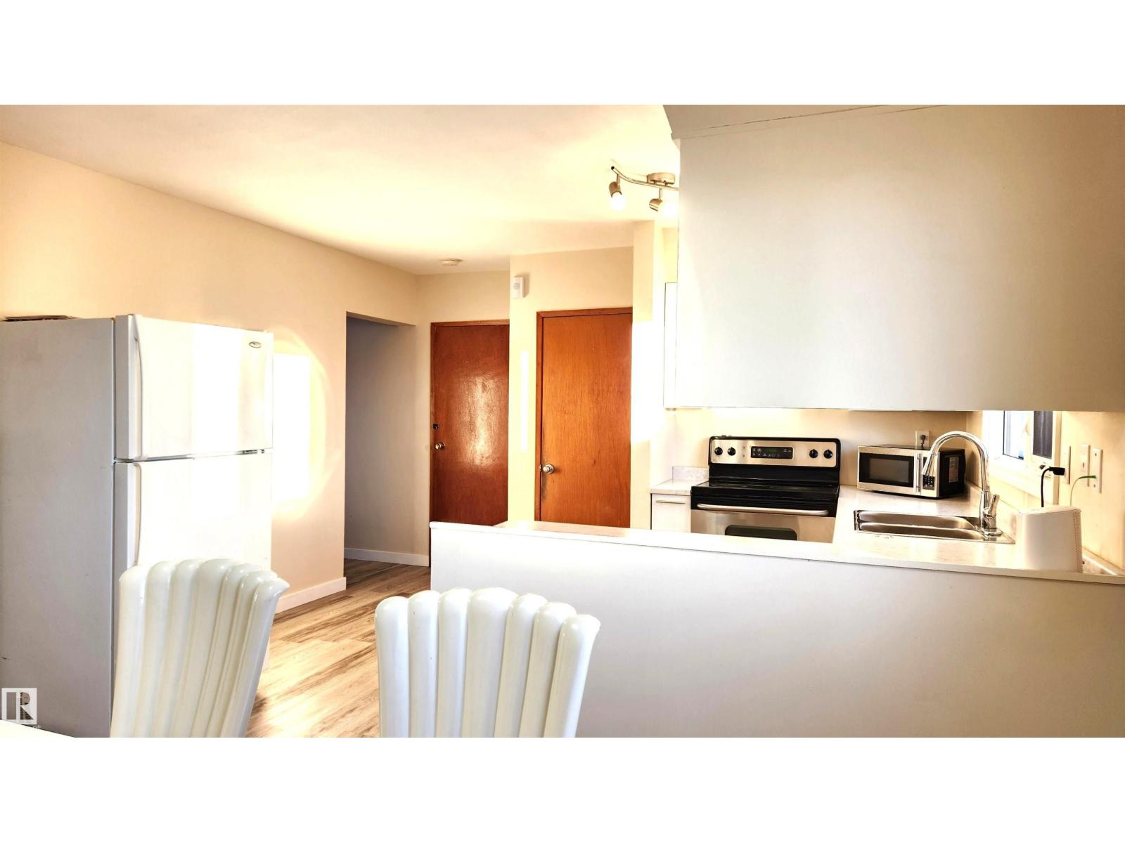 4709 106 St Nw Property Photo 13