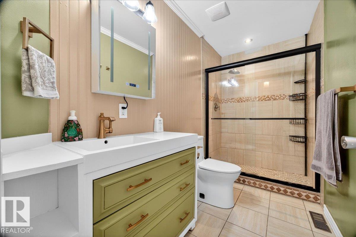 5040 52 St Property Photo 11