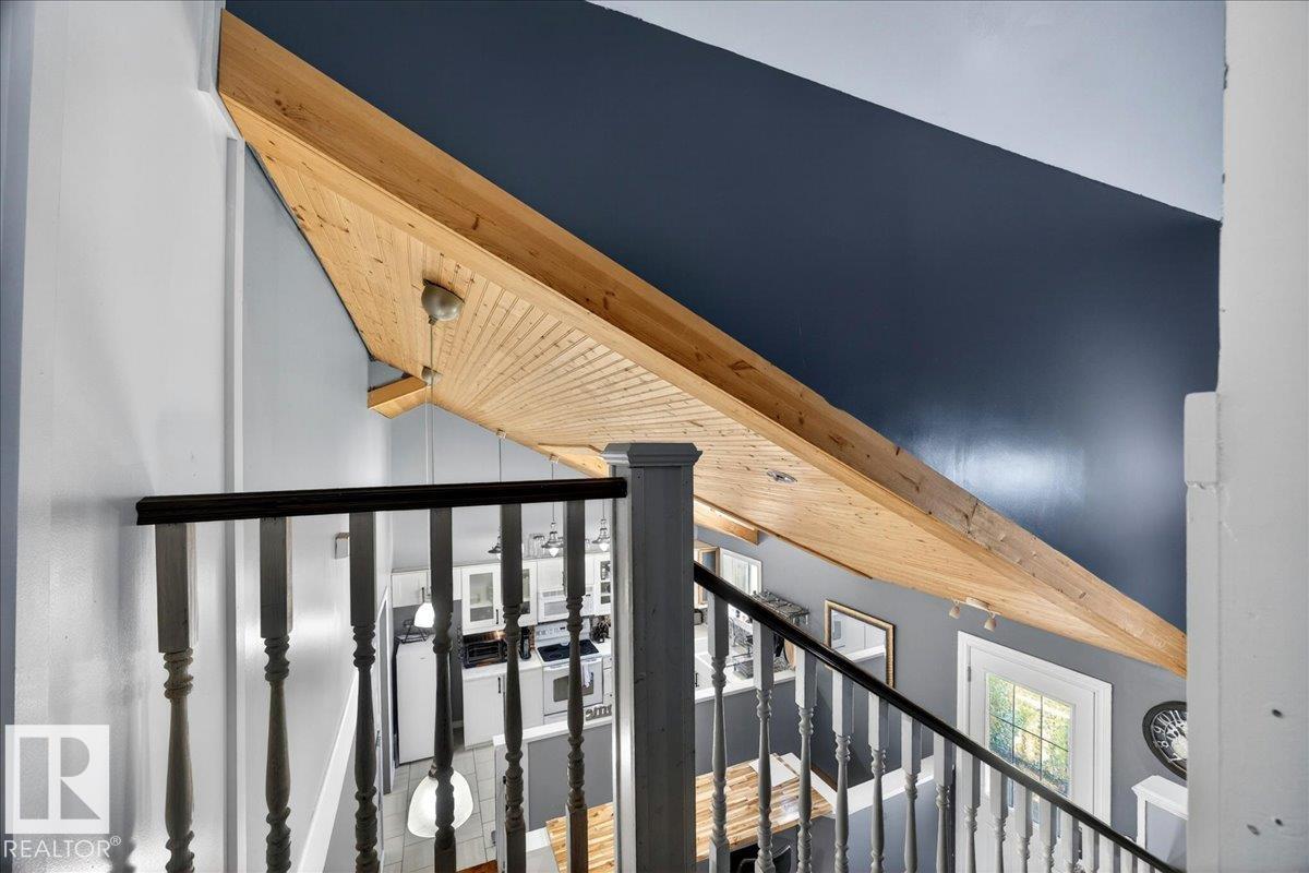 5040 52 St Property Photo 22