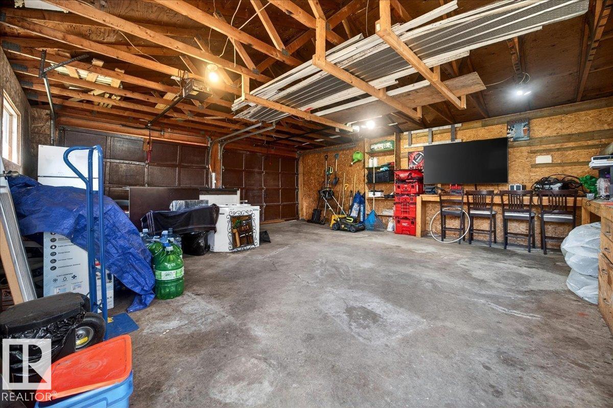 5040 52 St Property Photo 47