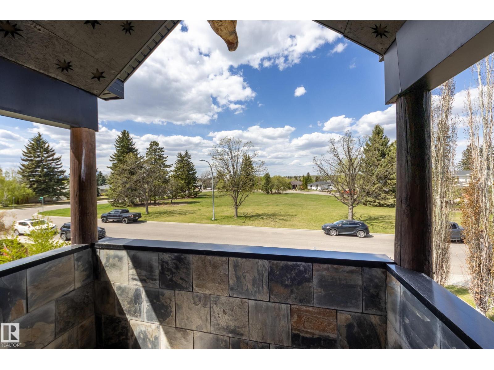 10811 67 St Nw Property Photo 33
