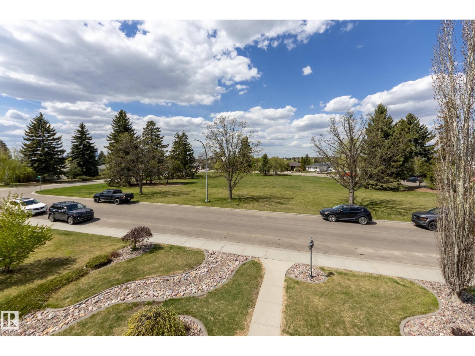 10811 67 St Nw Property Photo 34
