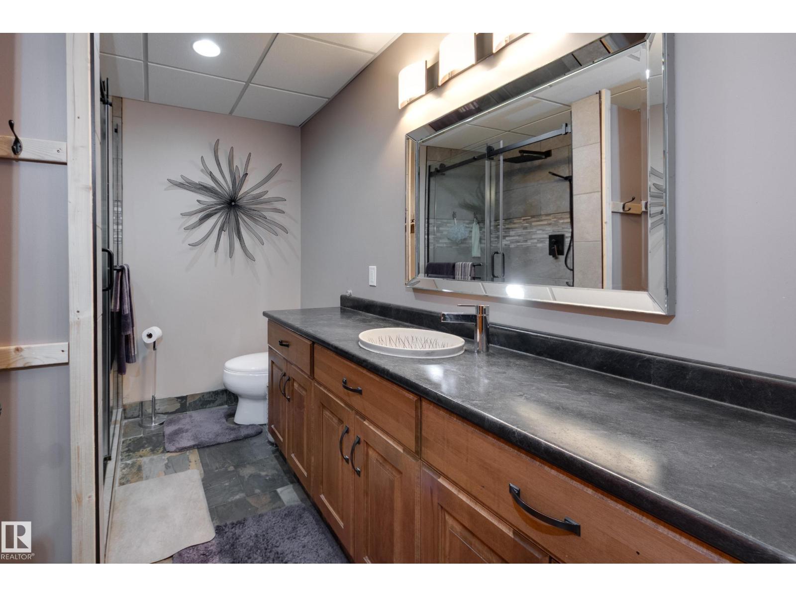 10811 67 St Nw Property Photo 42