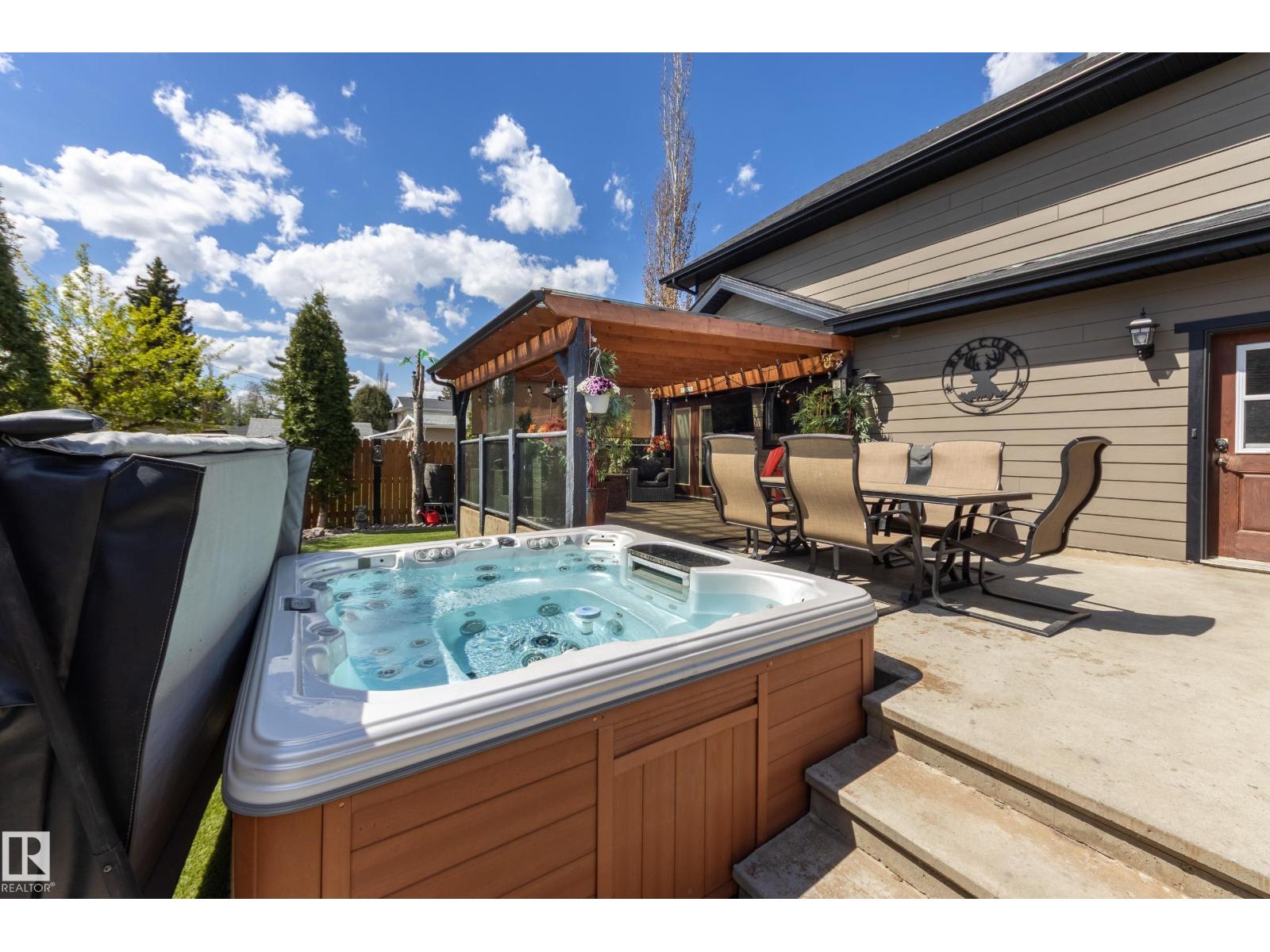 10811 67 St Nw Property Photo 47