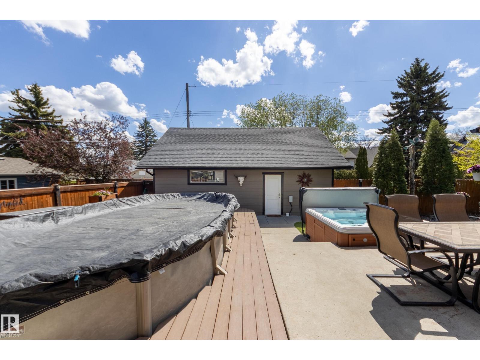 10811 67 St Nw Property Photo 49