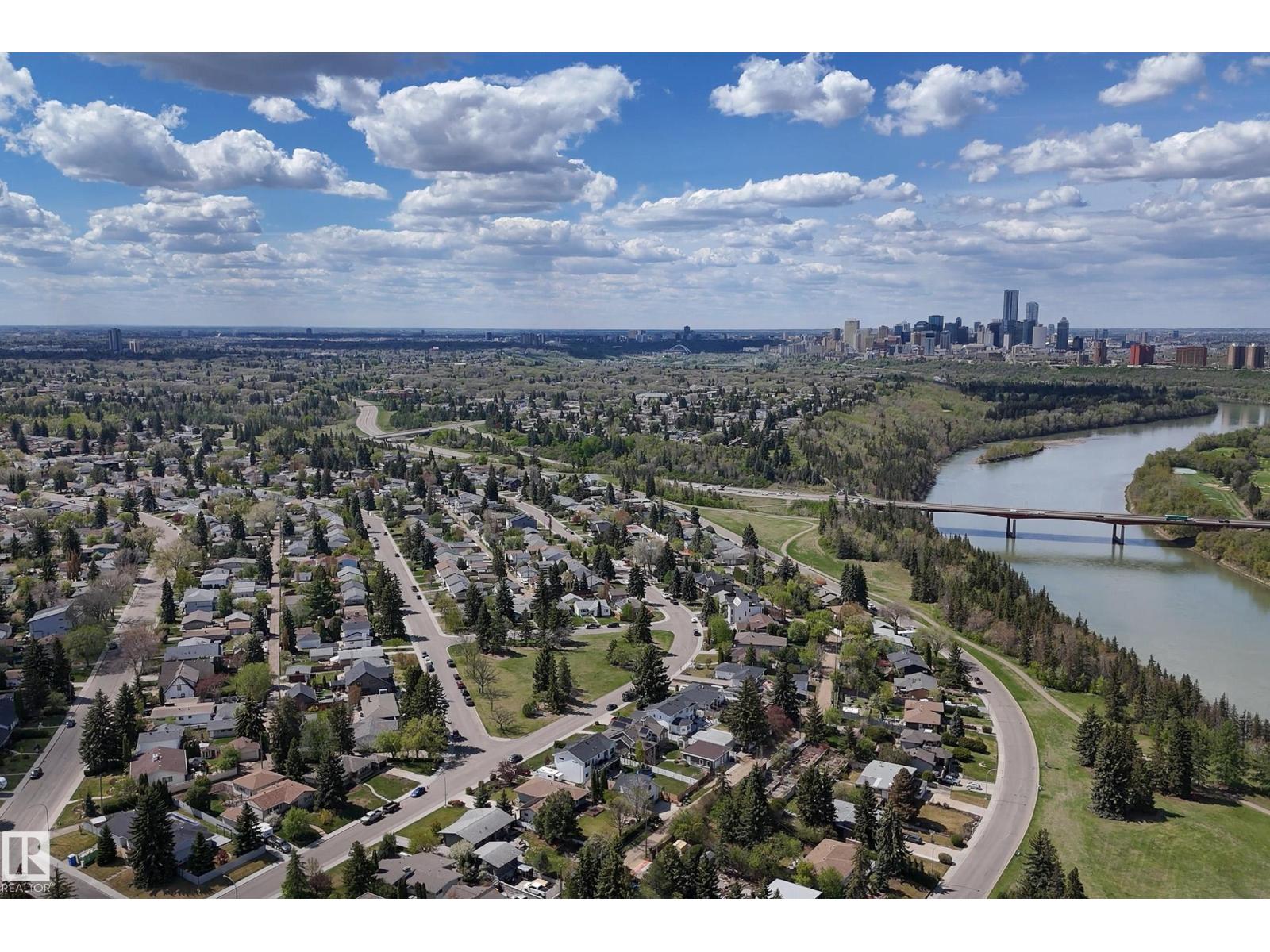 10811 67 St Nw Property Photo 59