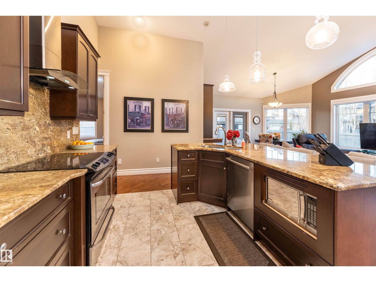 17424 108 St Nw Property Photo 14
