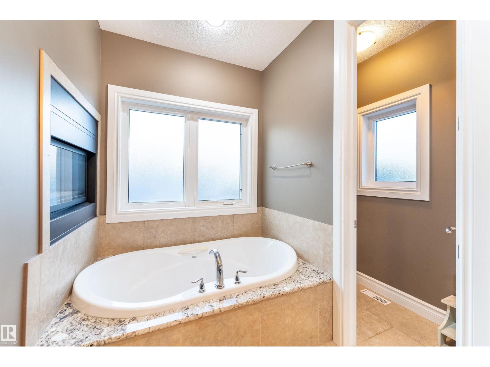 17424 108 St Nw Property Photo 18