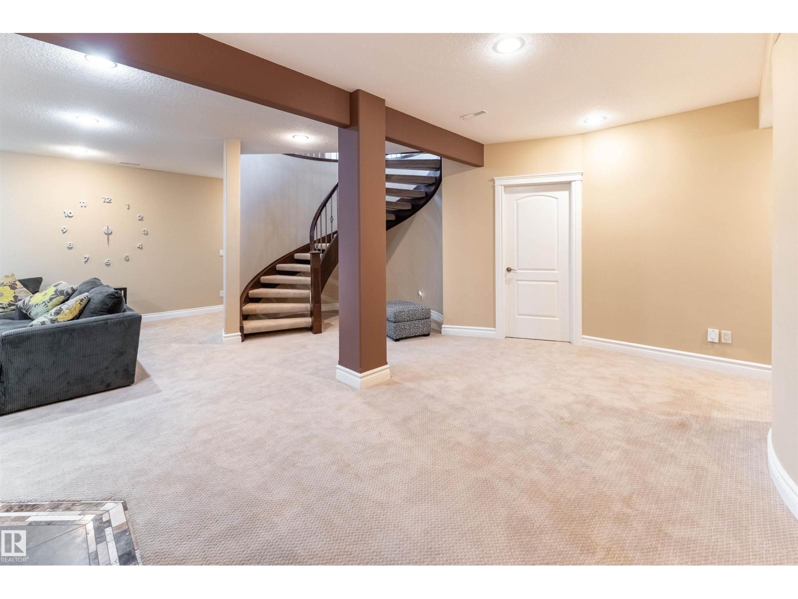 17424 108 St Nw Property Photo 28