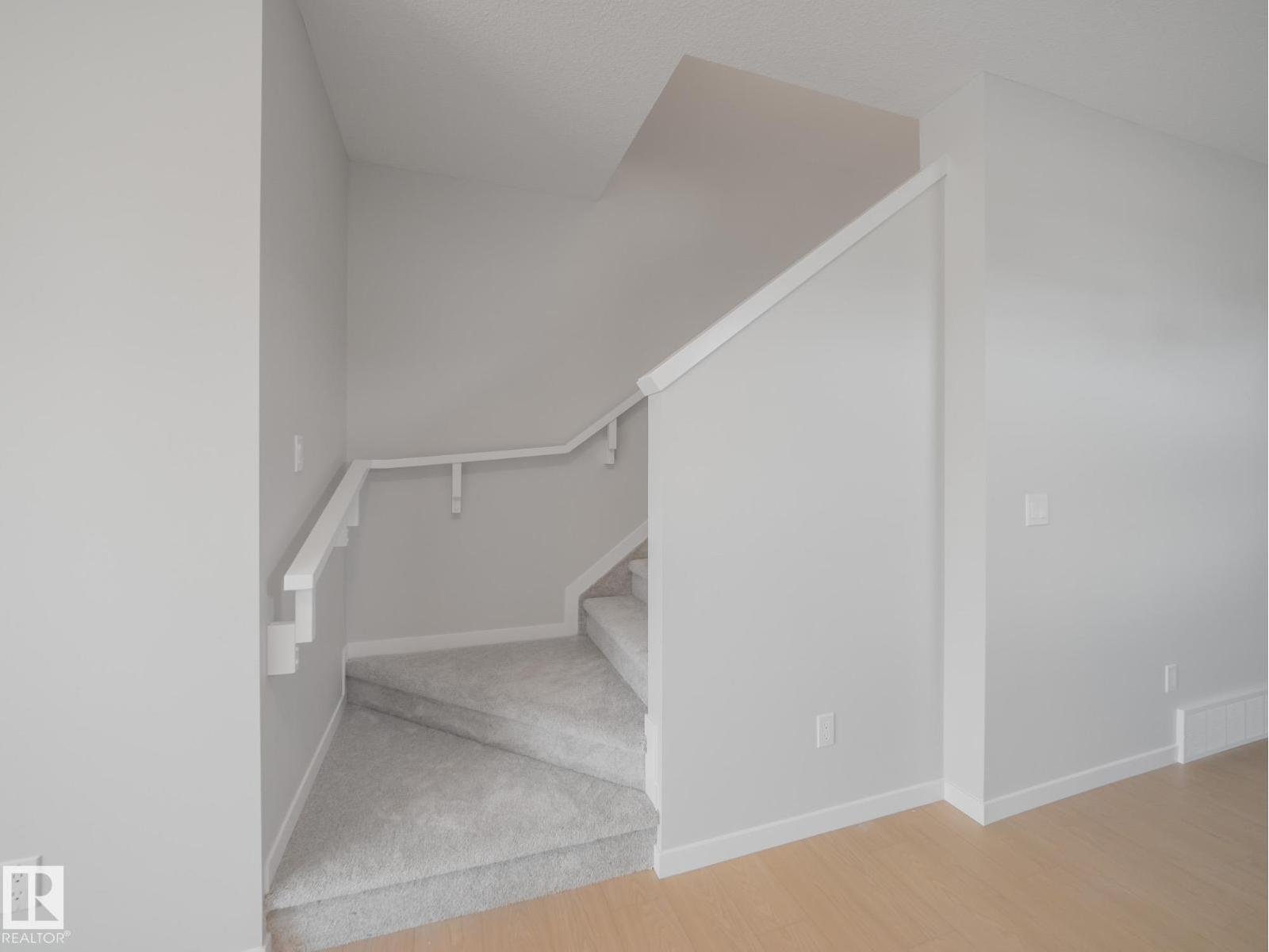 326 172 Av Nw Property Photo 17