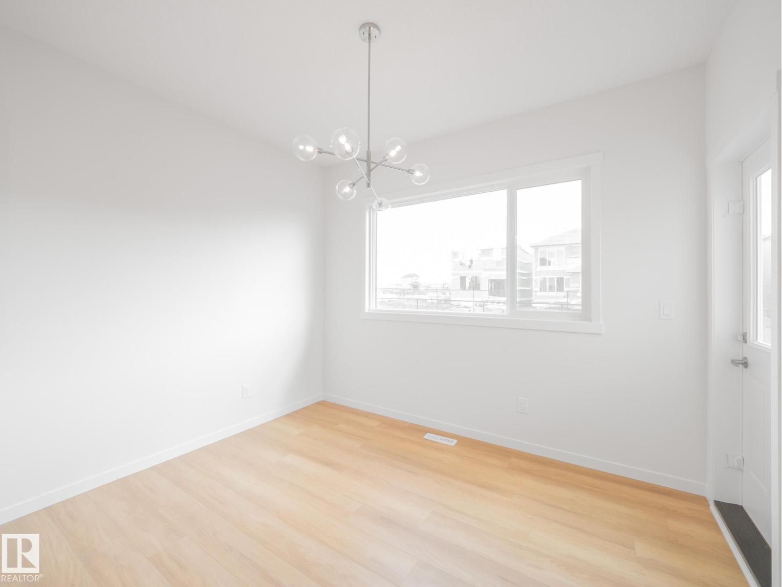 947 18 Av Nw Property Photo 24