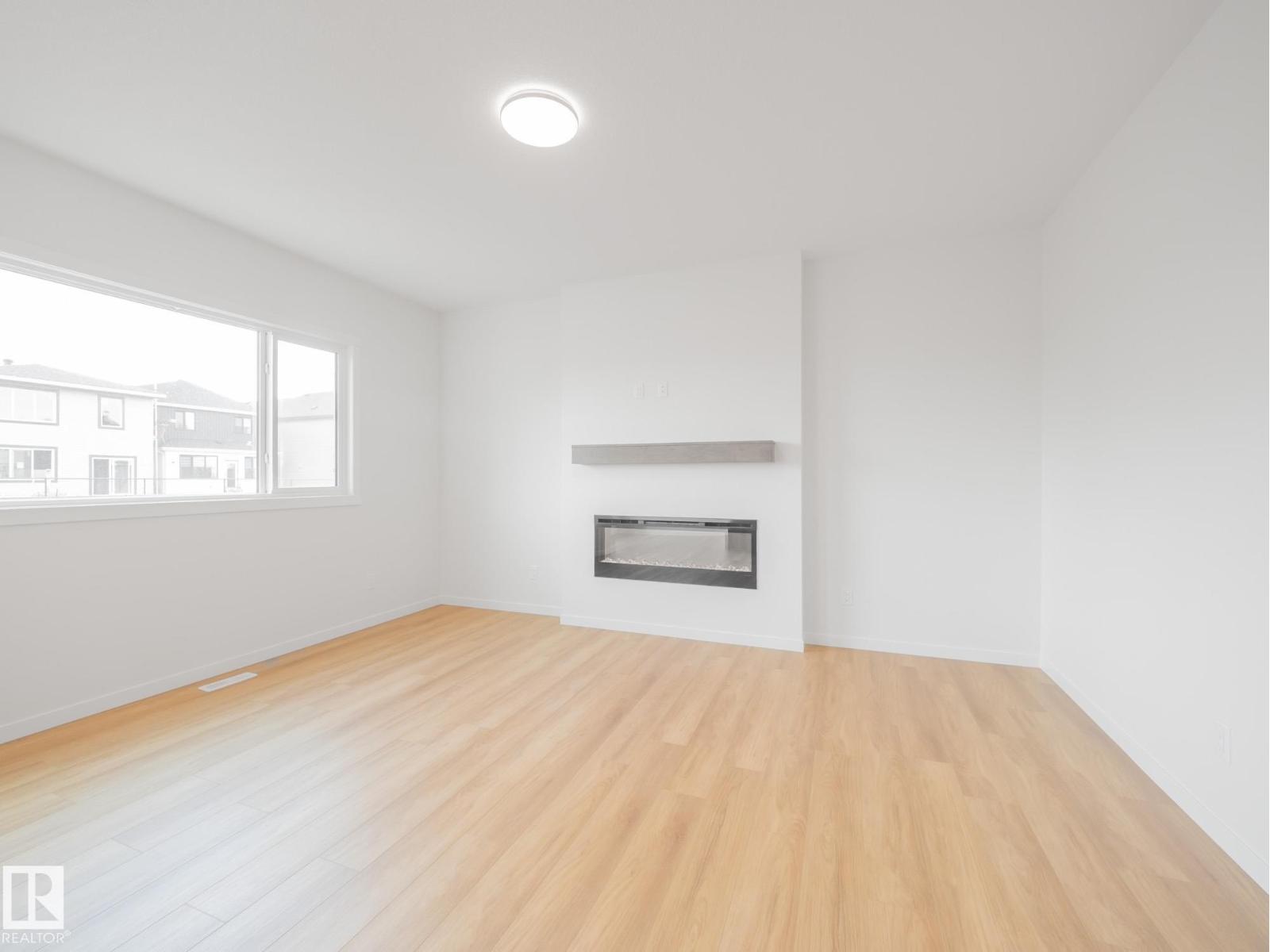 947 18 Av Nw Property Photo 28