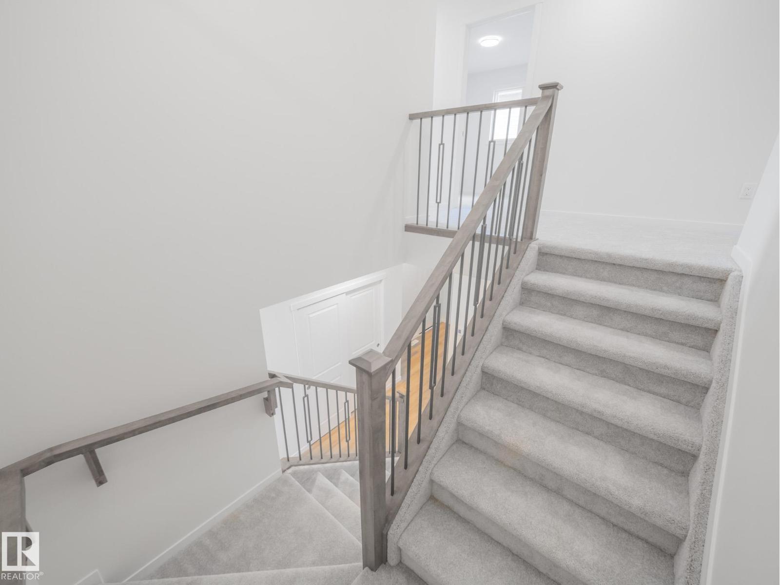 947 18 Av Nw Property Photo 30