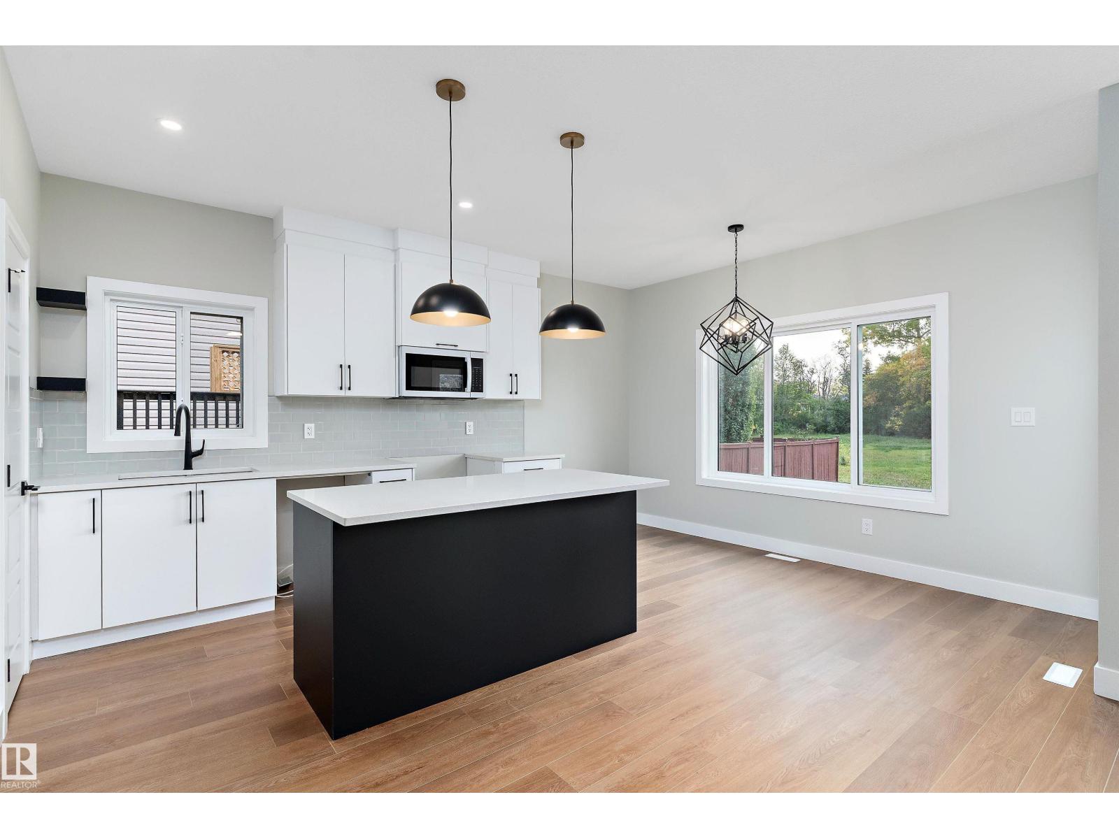 5020 50 St Property Photo 12