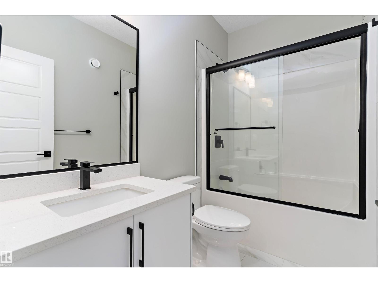 5020 50 St Property Photo 27